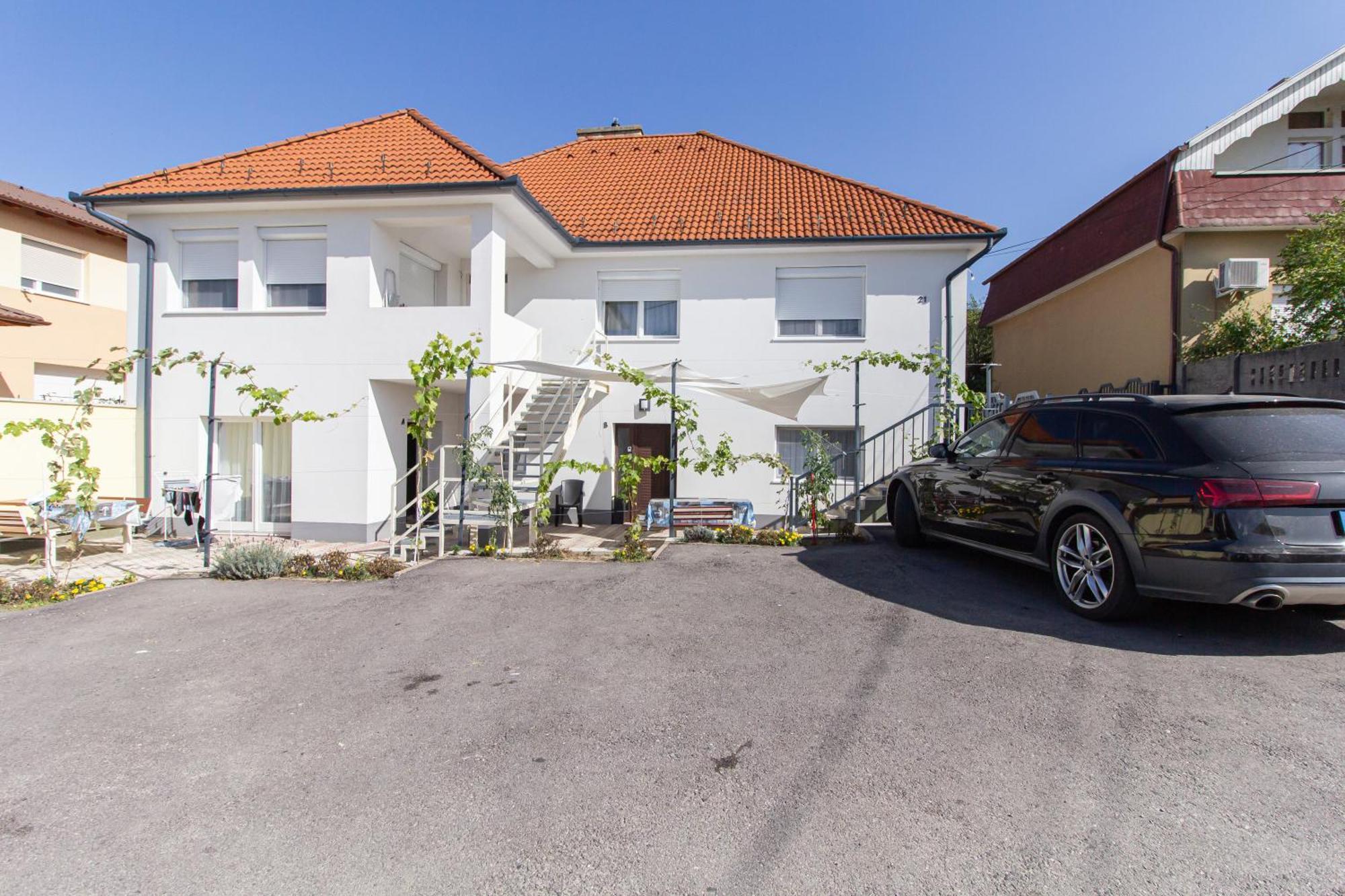 Deli Terasz A Apartman Free Parking, Self-Check-In Anytime Győr Kültér fotó